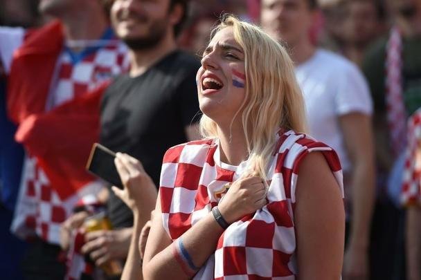 Torcedores croatas lotaram as ruas da capital Zagreb para assistir  final da Copa do Mundo