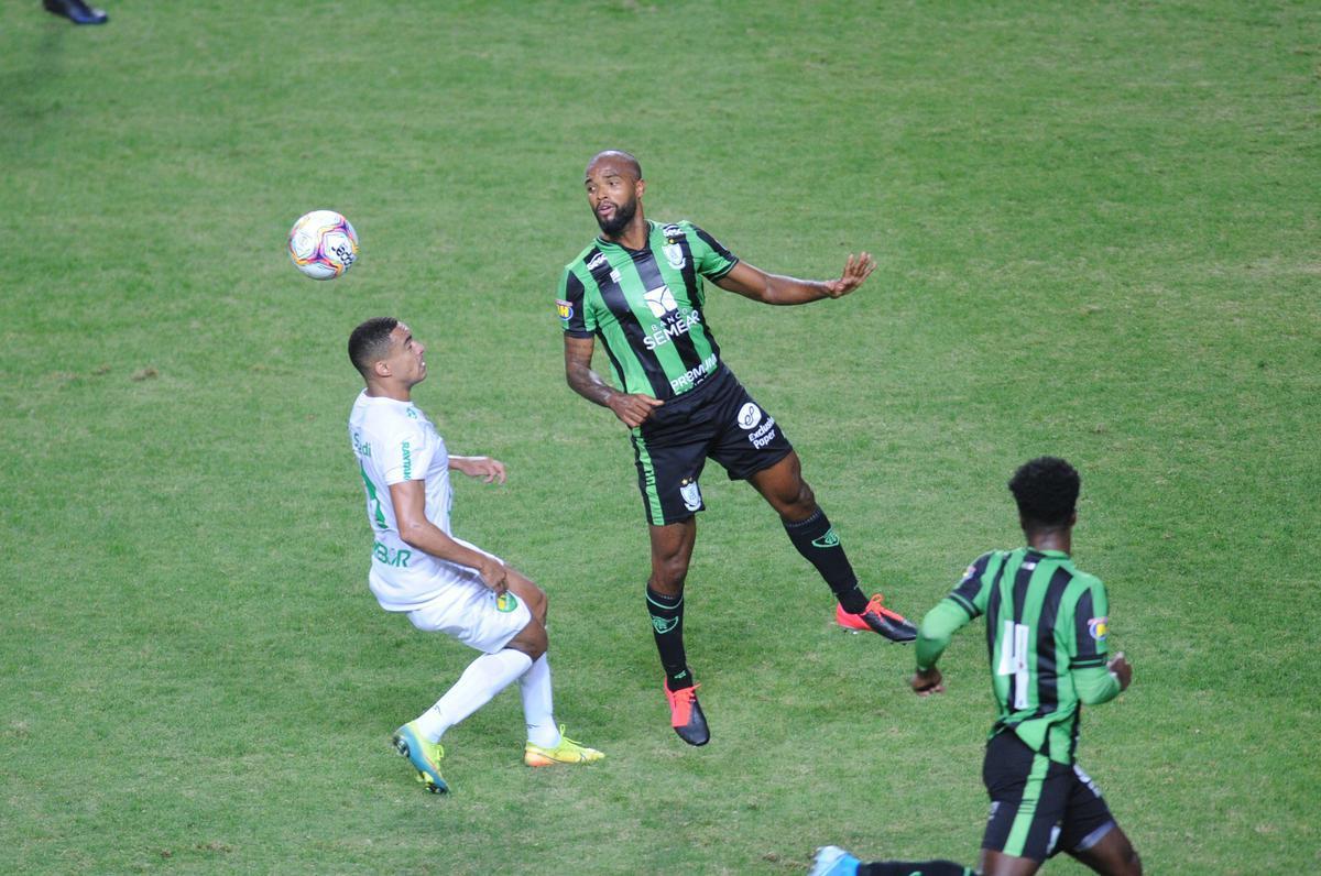 Fotos do jogo entre Amrica e Cuiab, no Independncia, em Belo Horizonte, pela segunda da Srie B do Brasileiro