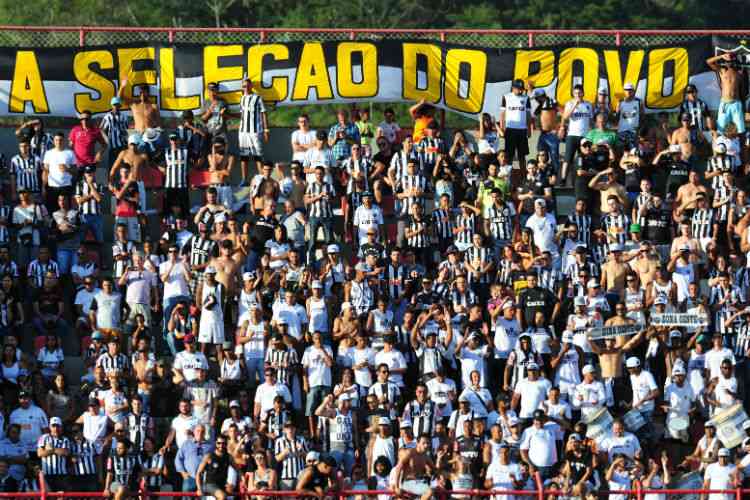 Está jogando muito, é querido pela torcida do Grêmio e agora interessa ao  Corinthians