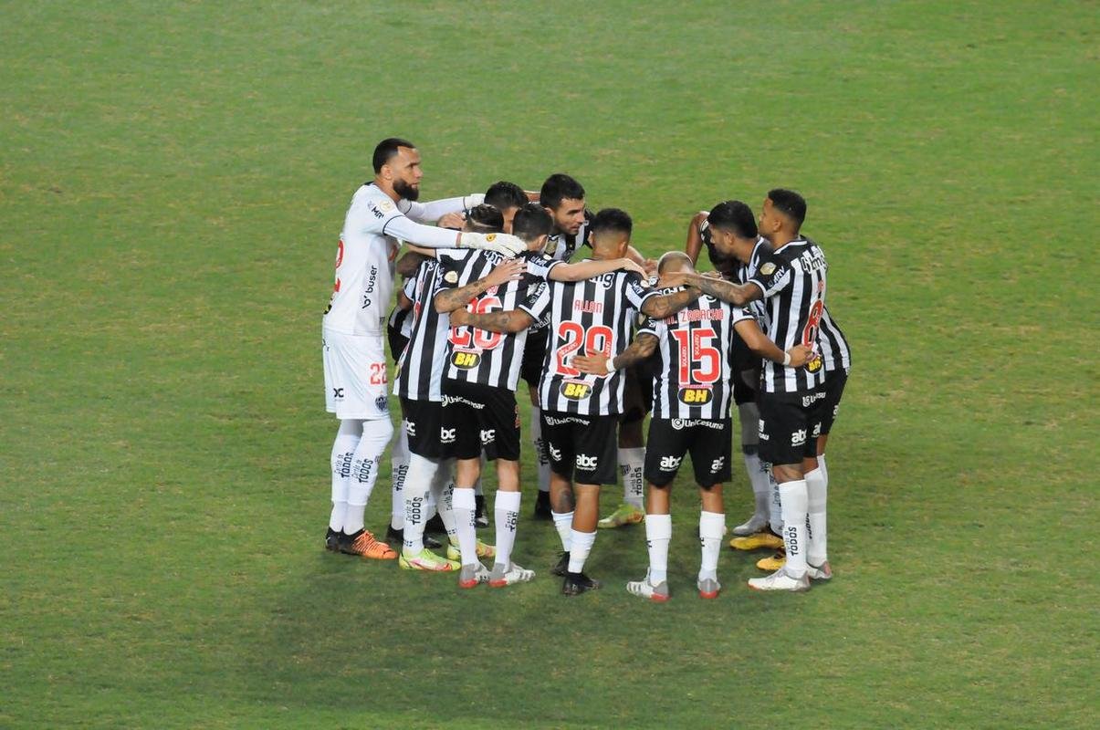 Fotos da vitria do Atltico por 2 a 0 sobre Atltico-GO pelo Campeonato Brasileiro
