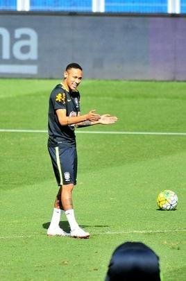 Nesta quarta-feira (09/11), Seleo Brasileira fez mais um treino no Mineiro e encerrou preparao para enfrentar a Argentina pelas Eliminatrias da Copa do Mundo