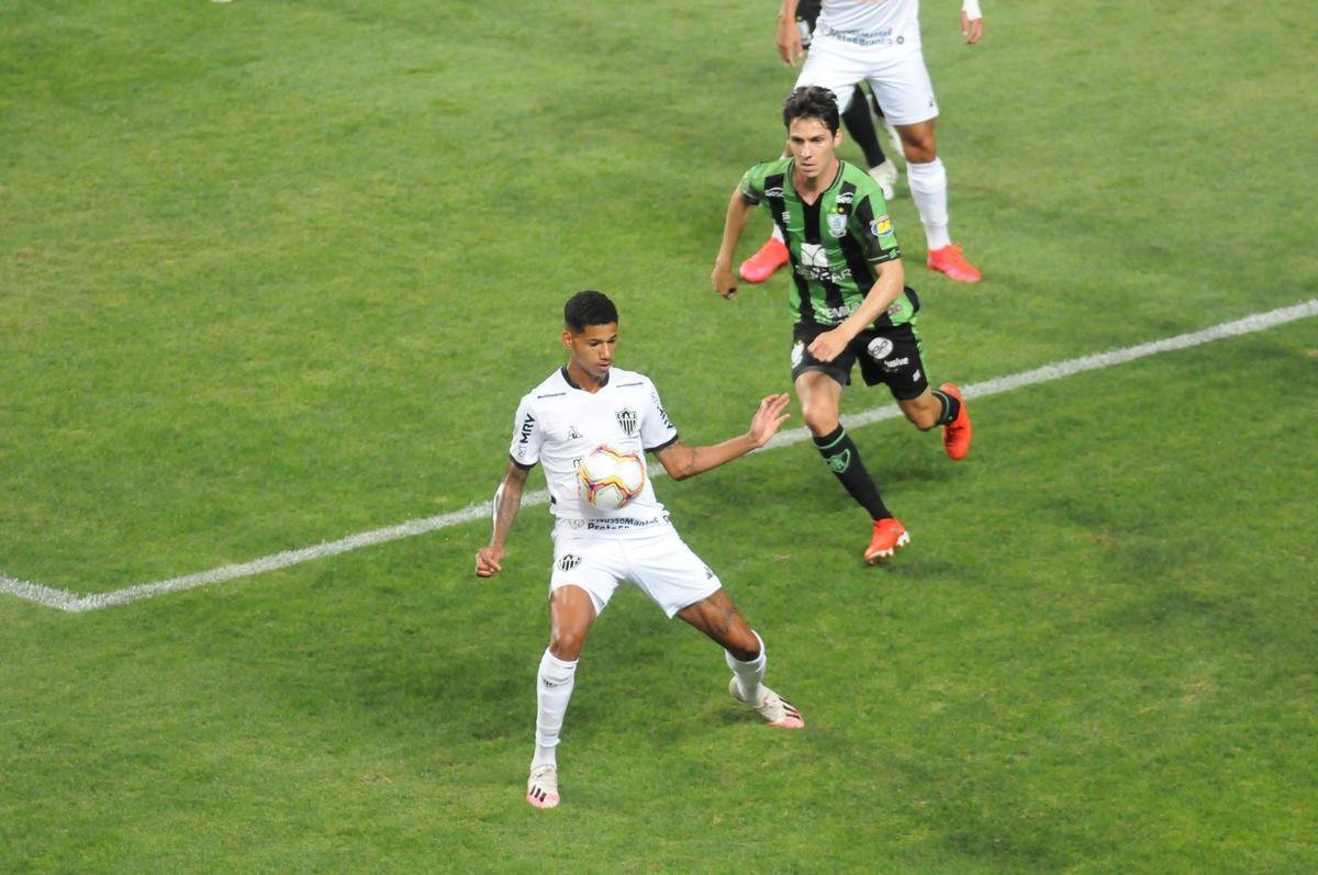 Fotos do clssico entre Amrica e Atltico, no Independncia, em duelo de volta da semifinal do Campeonato Mineiro