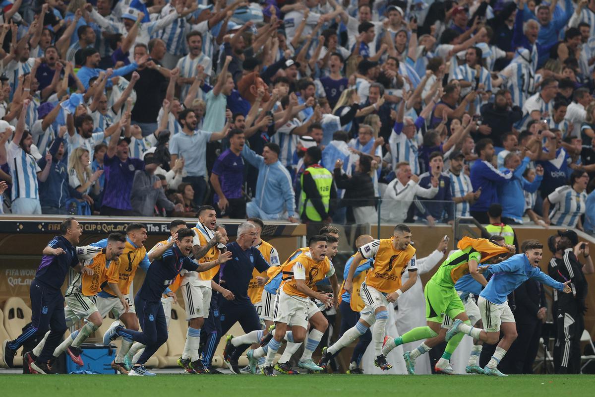 Argentina venceu a Frana por 4 a 2 nos pnaltis, depois de empate por 3 a 3, e finalmente soltou o grito de tricampe do mundo