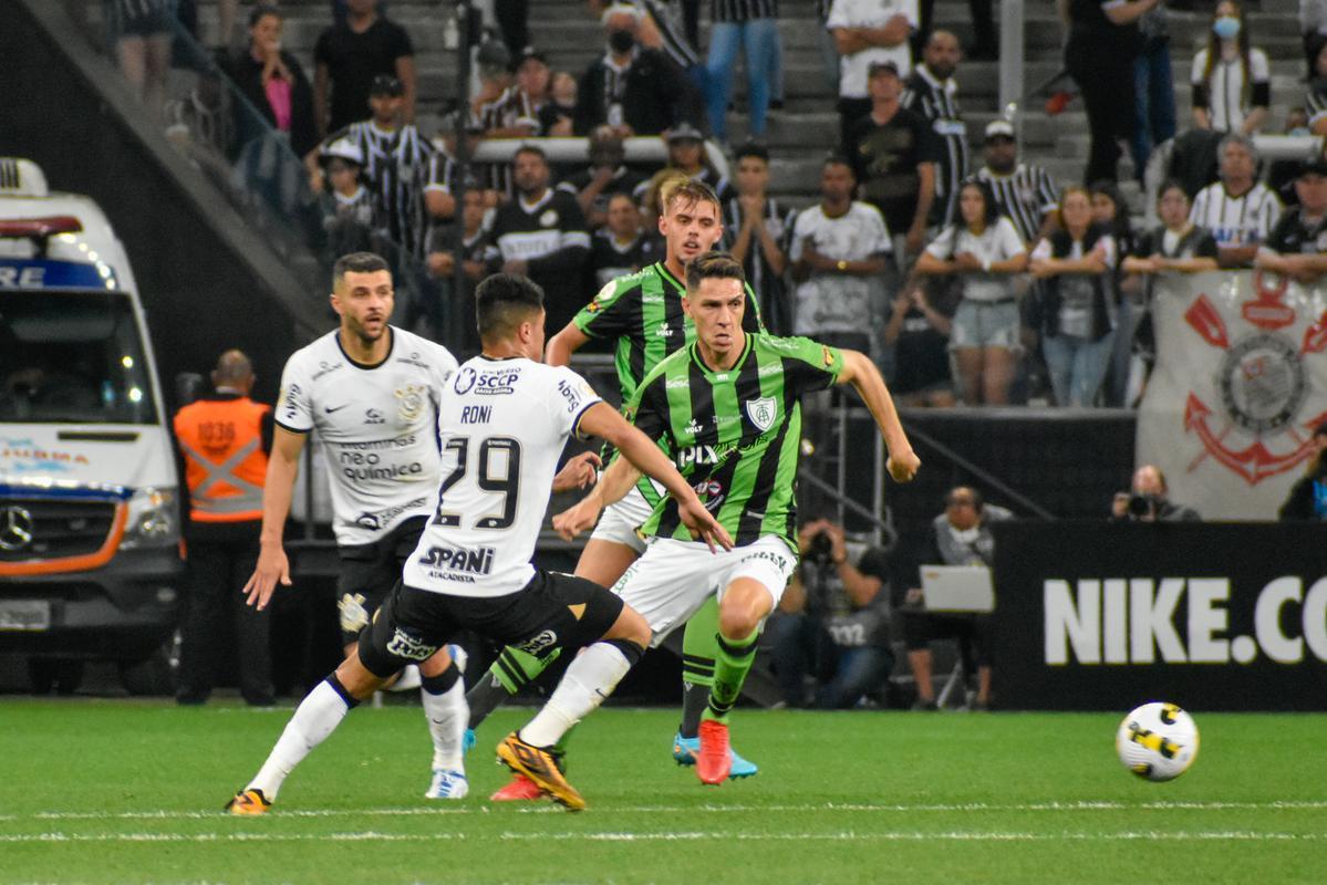 América visitou o Corinthians na Neo Química Arena, pelo Brasileirão