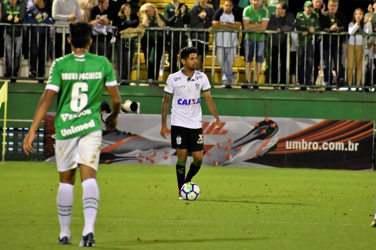 Veja fotos do jogo entre Chapecoense e Amrica