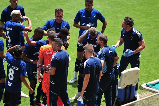 Cruzeiro x Athletic: veja fotos do jogo no Independncia