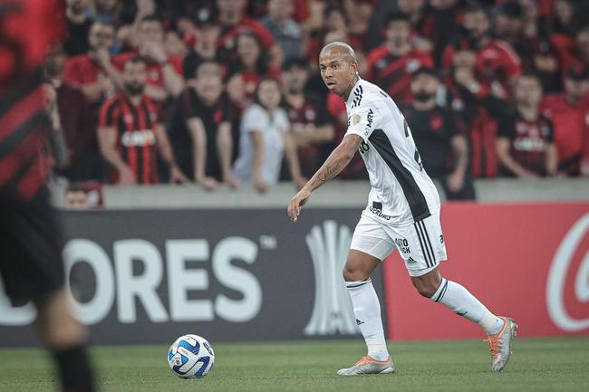 O Atltico visitou, na noite desta tera-feira (18/4), o Athletico-PR na Arena da Baixada, em Curitiba. A partida foi vlida pela 2 rodada do Grupo G da Copa Libertadores de 2023.