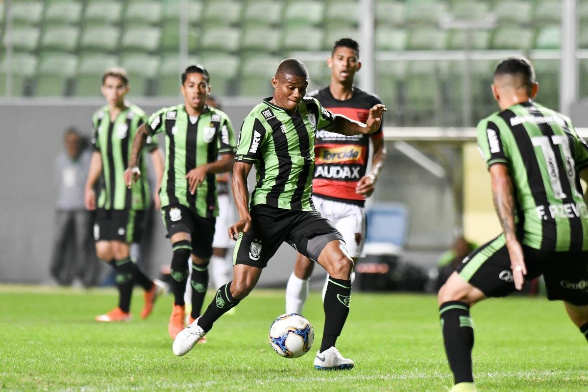 Amrica e Oeste duelaram na noite desta tera-feira, no Independncia, em jogo vlido pela 11 rodada da Srie B do Campeonato Brasileiro