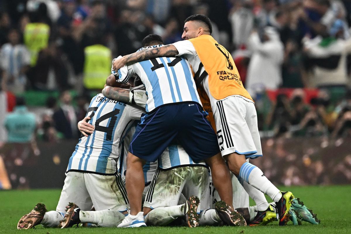 Argentina venceu a Frana por 4 a 2 nos pnaltis, depois de empate por 3 a 3, e finalmente soltou o grito de tricampe do mundo
