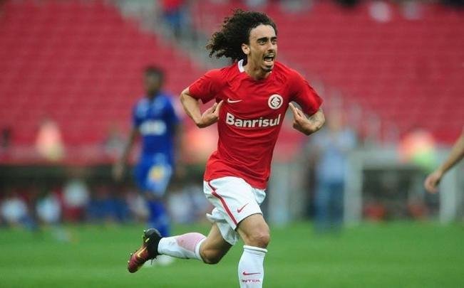 Imagens da vitória do Internacional sobre o Cruzeiro, por 1 a 0, no Beira-Rio, em Porto Alegre