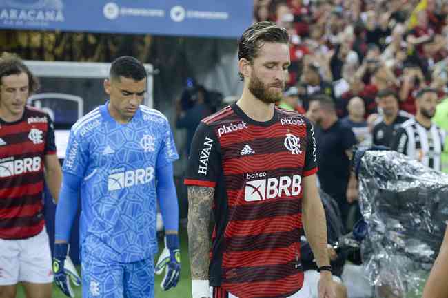 Hulk perde quase 6 kg em uma partida de futebol; por que isso acontece? -  30/01/2023 - UOL VivaBem