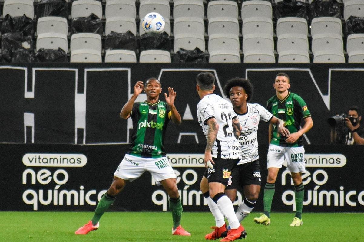 Fotos do empate por 1 a 1 entre Corinthians e Amrica, no Itaquero, em So Paulo, pela 21 rodada da Srie A do Brasileiro