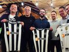 Diretoria do Galo  recebida com jantar de confraternizao pelo Carabobo