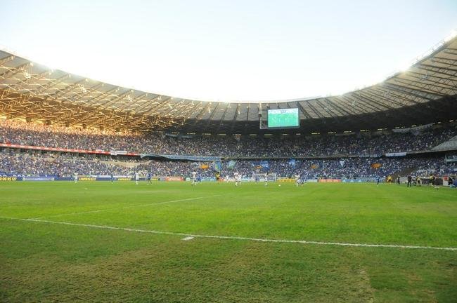 Fotos da partida entre Cruzeiro e Bahia, no Mineiro, pela 20 rodada da Srie B do Brasileiro