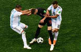 Imagens do duelo entre Argentina e Crocia na Arena Nizhny Novgorod