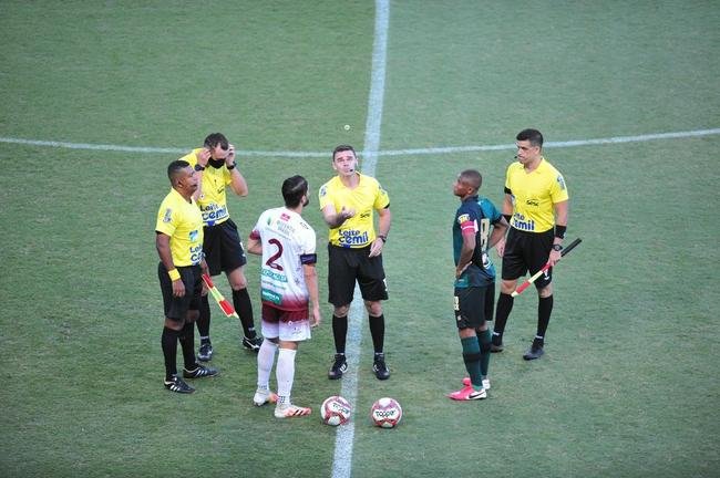 Fotos do jogo entre Amrica e Patrocinense, no Independncia, em Belo Horizonte, pela oitava rodada do Campeonato Mineiro de 2021.