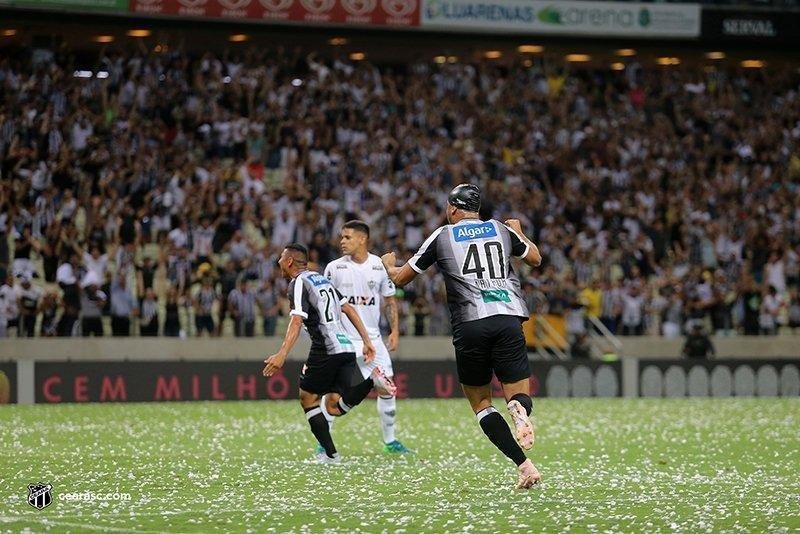 No Castelo, o Atltico perdeu por 2 a 1 para o Cear, em jogo da 31 rodada do Brasileiro