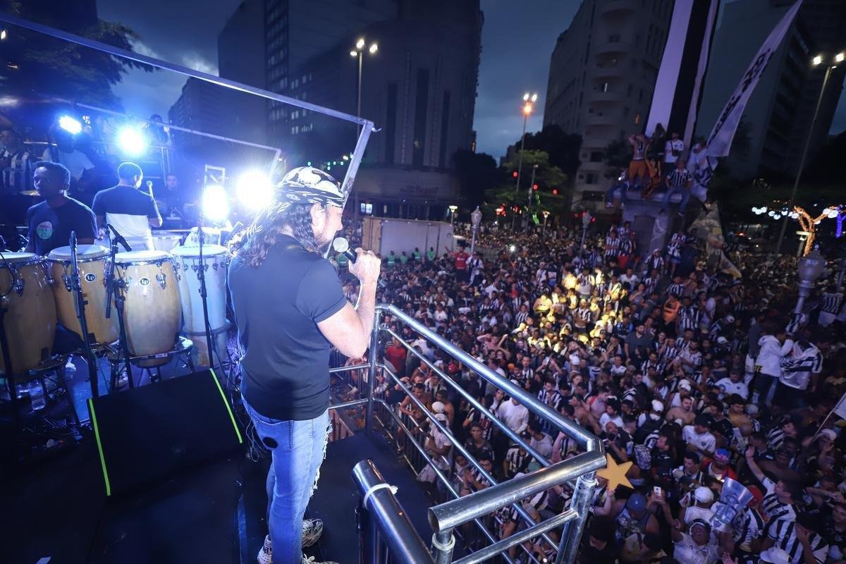 Bastidores da festa do Atltico em comemorao ao ttulo brasileiro