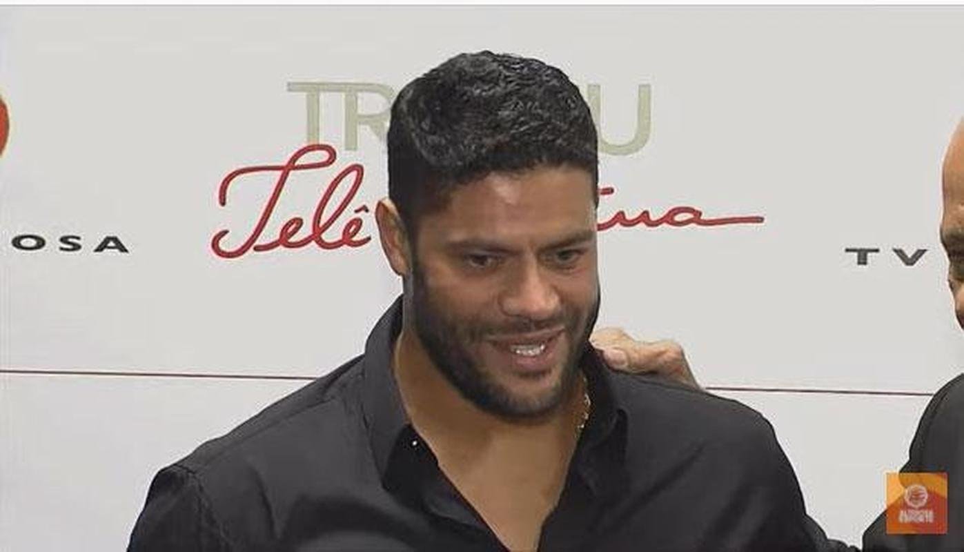 Hulk, do Atltico, ganhou um dos prmios de melhor atacante