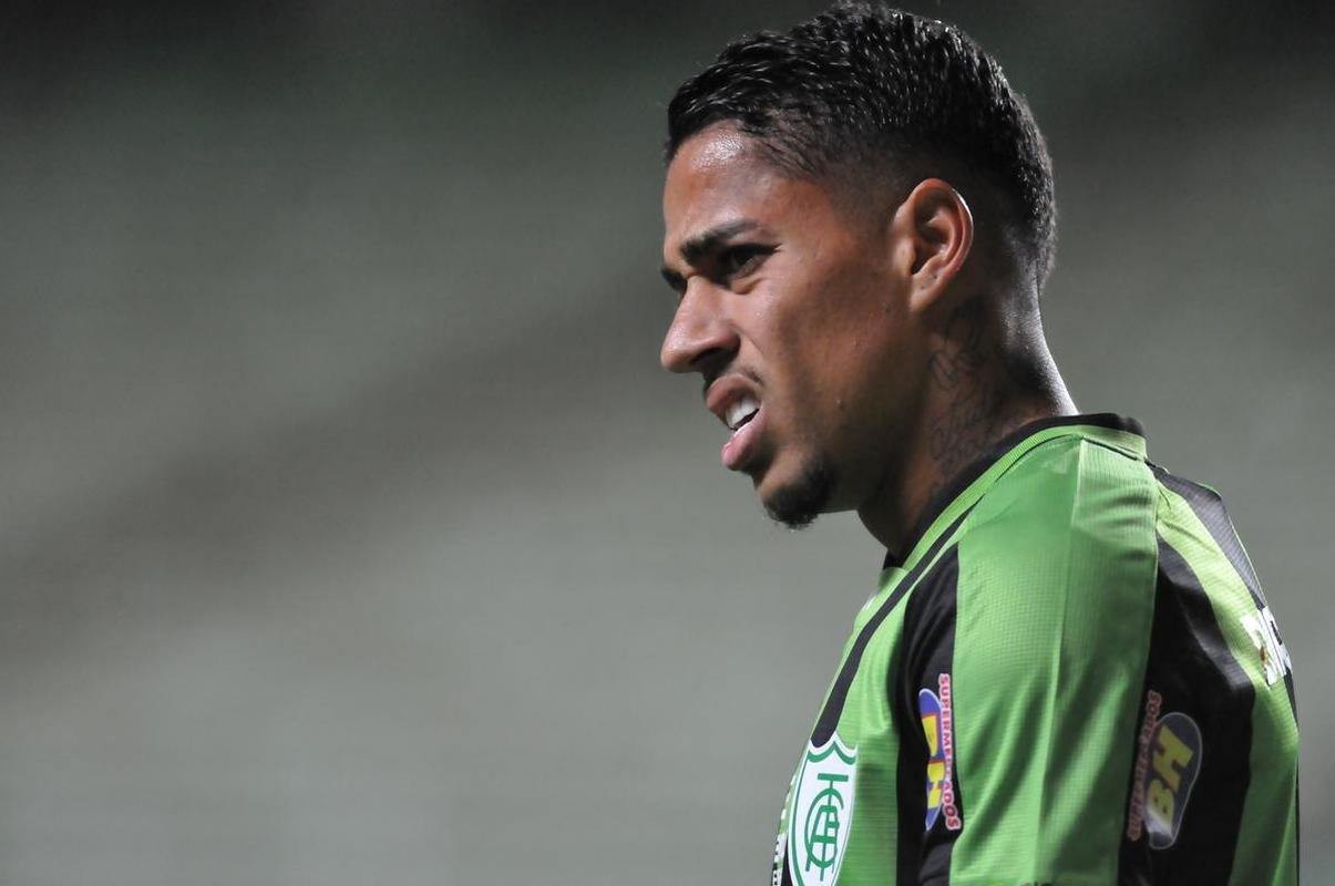 Fotos do jogo entre Amrica e Santa Cruz