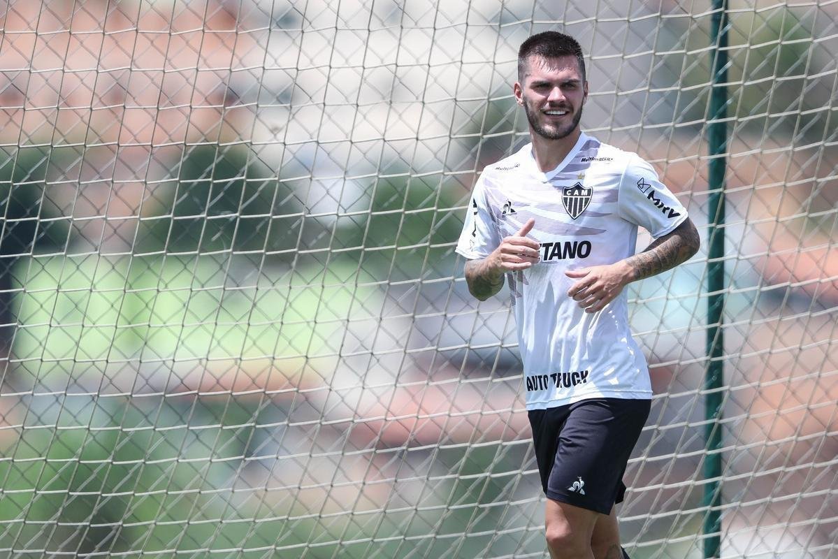 Primeiro treino comandado por Cuca desde a volta ao Atltico