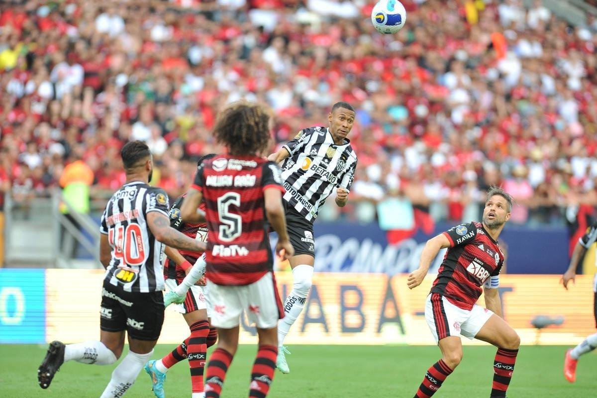Fotos do empate por 2 a 2 entre Atltico e Flamengo na final da Supercopa do Brasil, na Arena Pantanal, em Cuiab