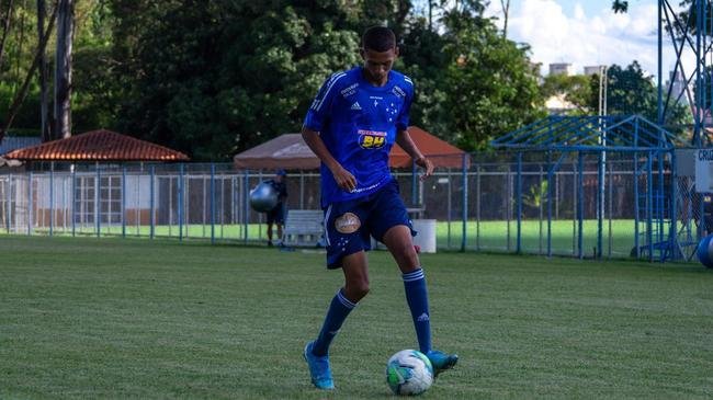 #11 caro Gabriel, atacante, 17 anos - 1,36 milho de euros