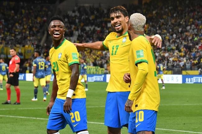 Brasil bateu a Colmbia em So Paulo e garantiu classificao antecipada  Copa