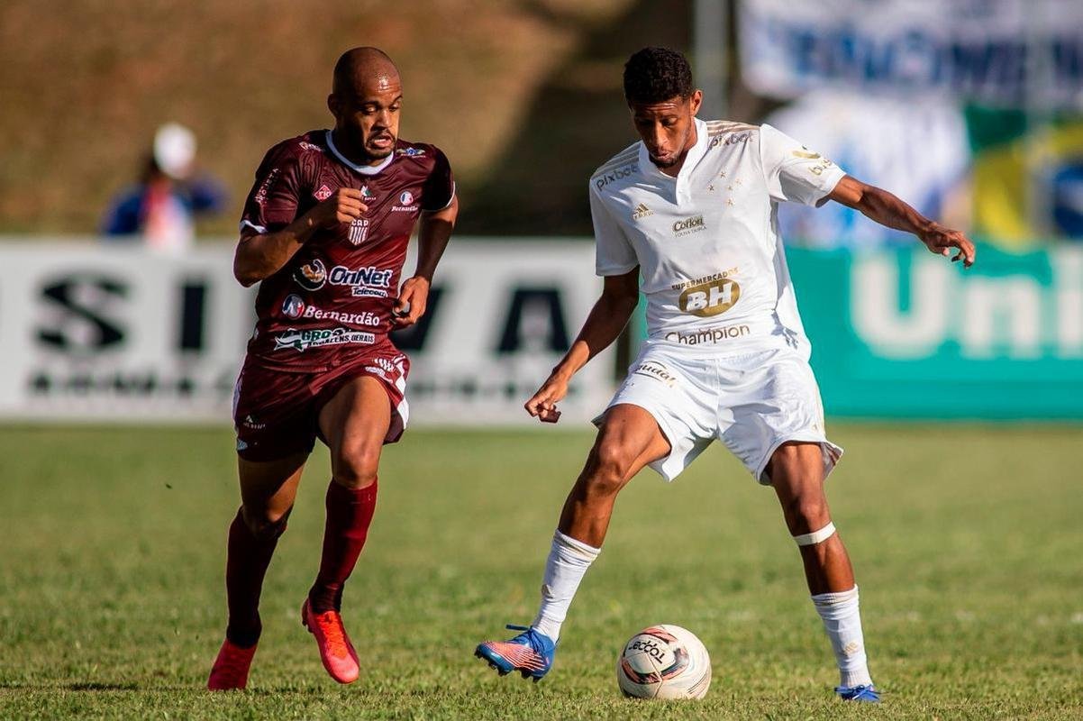 Fotos da vitria do Patrocinense por 2 a 1 sobre o Cruzeiro, neste domingo (19), pela ltima rodada da primeira fase do Campeonato Mineiro