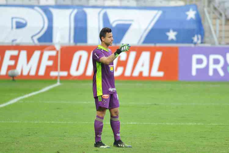 Cruzeiro aproveita moral após vencer clássico para ir pra cima do