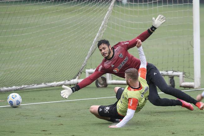 Fotos do treino do Atlético neste domingo na Cidade do Galo (21/11)