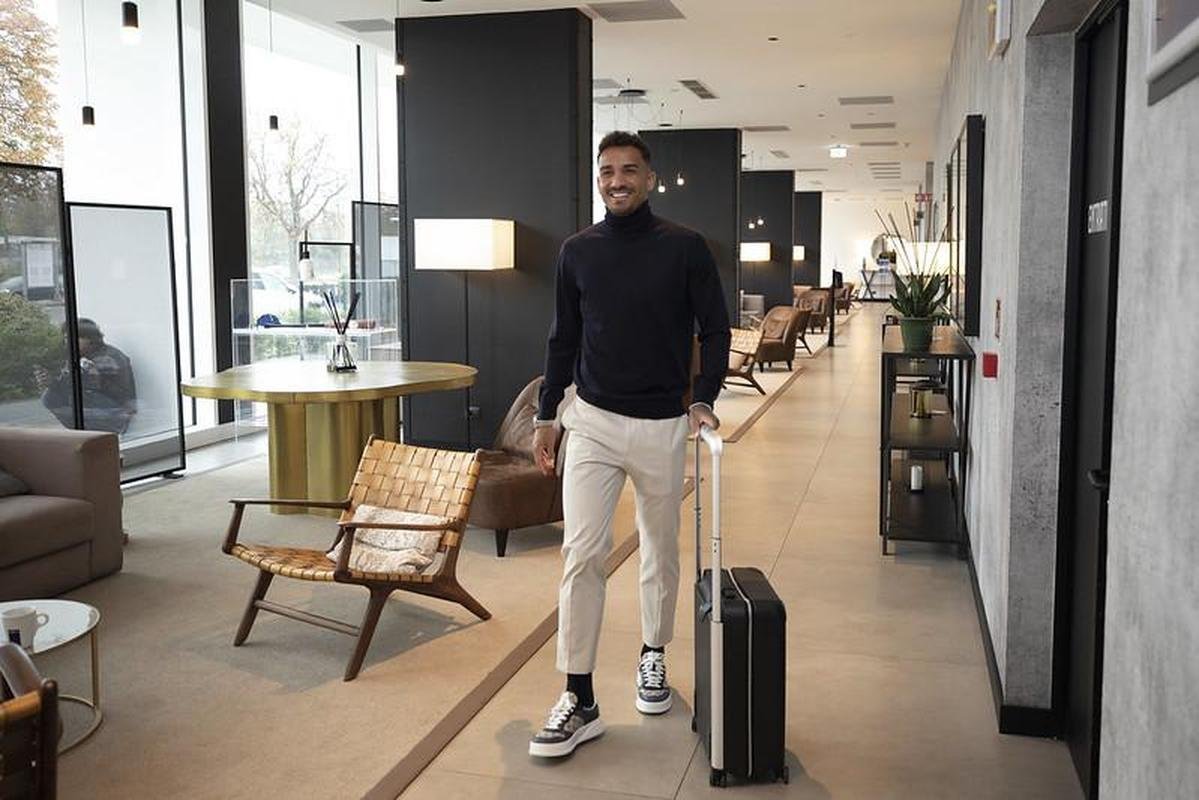 Nesta segunda-feira, os atletas que defendem clubes europeus comearam a se apresentar em Turim. Com isso, a Seleo Brasileira aguarda apenas a chegada de Marquinhos e Neymar 