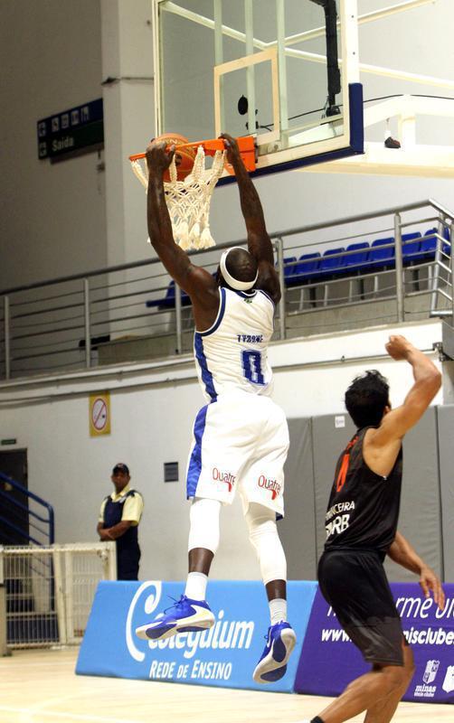 Mesmo sem contar Leandrinho, cestinha do NBB, o Minas venceu o Braslia em Belo Horizonte